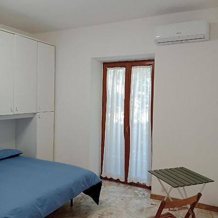 Bici Grill Decimo Miglio Aeroporto Ciampino Francigena Country House Экстерьер фото